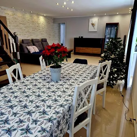 Apartament Zamiejski Ryn Ryn (Warmian-Masurian)